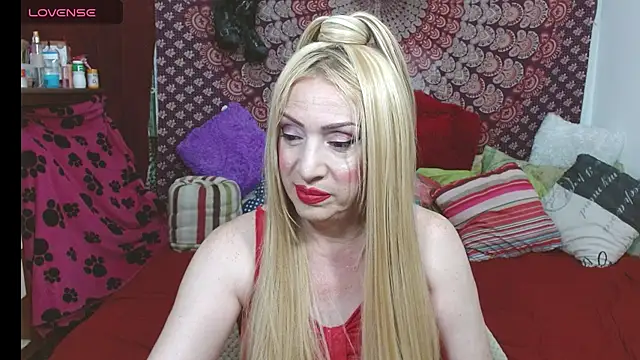 Snapshot of elena_evans chatting on November 14, 5:55 pm elena evans online show from November 14, 5:55 pm