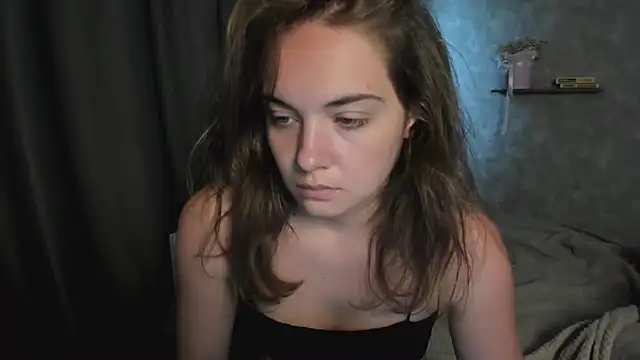 Snapshot of KristinaLoison chatting on June 29, 7:36 am KristinaLoison online show from June 29, 7:36 am