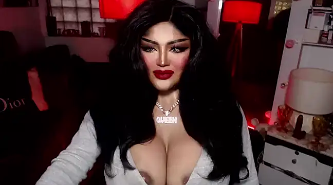 Snapshot of TiffanyWolf chatting on January 6, 12:59 am TiffanyWolf online show from January 6, 12:59 am