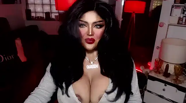 Snapshot of TiffanyWolf chatting on January 6, 4:04 am TiffanyWolf online show from January 6, 4:04 am