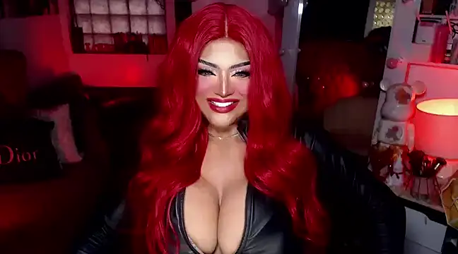Snapshot of TiffanyWolf chatting on February 4, 4:05 am TiffanyWolf online show from February 4, 4:05 am