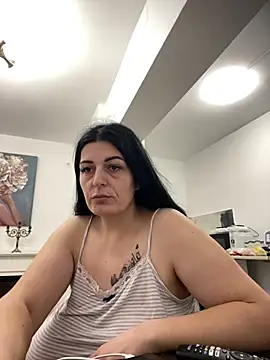 Snapshot of Mary_Hot_ chatting on February 5, 1:16 pm Mary Hot online show from February 5, 1:16 pm