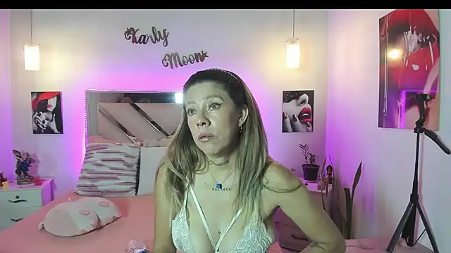 Karly moon online show from April 16, 7:47 pm