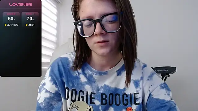 Arya starrk online show from December 17, 1:49 pm