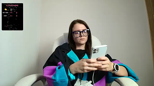 Arya starrk online show from February 7, 2:40 am