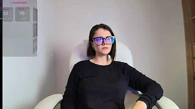 Arya starrk online show from March 19, 1:18 pm