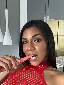 Snapshot of MauraGray chatting on February 7, 6:56 pm MauraGray online show from February 7, 6:56 pm