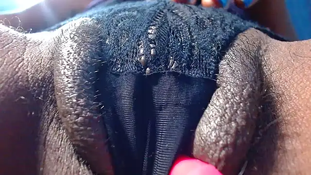 bethanywilson 23 online show from April 7, 5:57 pm