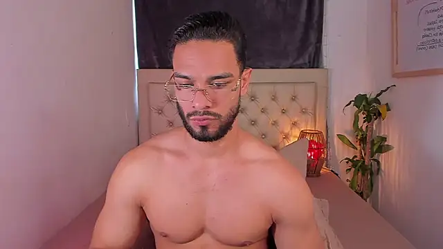 Snapshot of Josseph1_ chatting on January 12, 8:25 pm Josseph1 online show from January 12, 8:25 pm