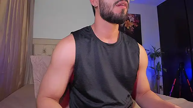 Snapshot of Josseph1_ chatting on March 1, 3:43 am Josseph1 online show from March 1, 3:43 am