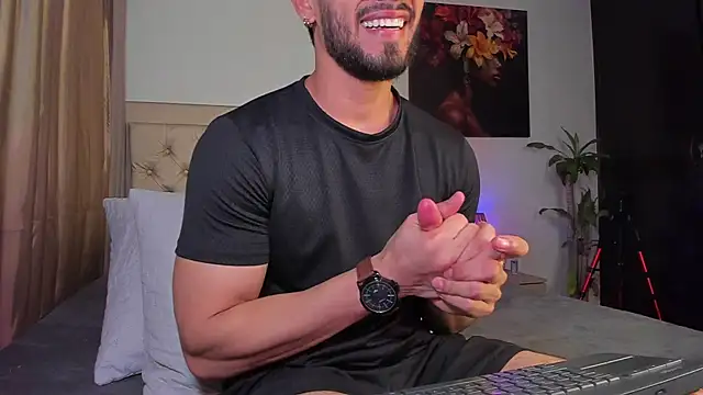 Snapshot of Josseph1_ chatting on March 2, 3:02 am Josseph1 online show from March 2, 3:02 am