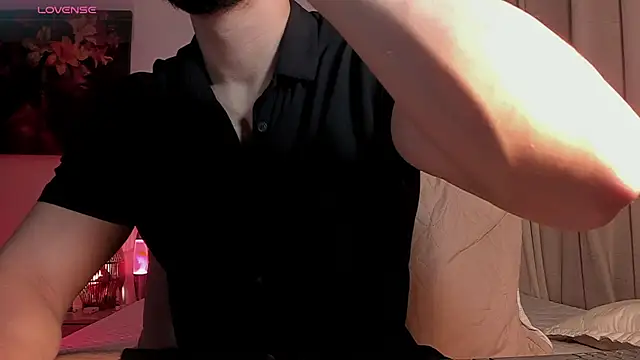 Snapshot of Josseph1_ chatting on September 12, 12:22 am Josseph1 online show from September 12, 12:22 am