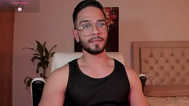 Snapshot of Josseph1_ chatting on September 29, 11:31 pm Josseph1 online show from September 29, 11:31 pm