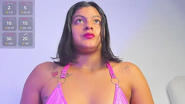 Snapshot of Megan_browns1 chatting on January 7, 1:03 pm Megan browns1 online show from January 7, 1:03 pm