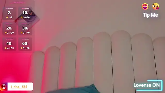 Snapshot of Megan_browns1 chatting on February 1, 1:09 pm Megan browns1 online show from February 1, 1:09 pm