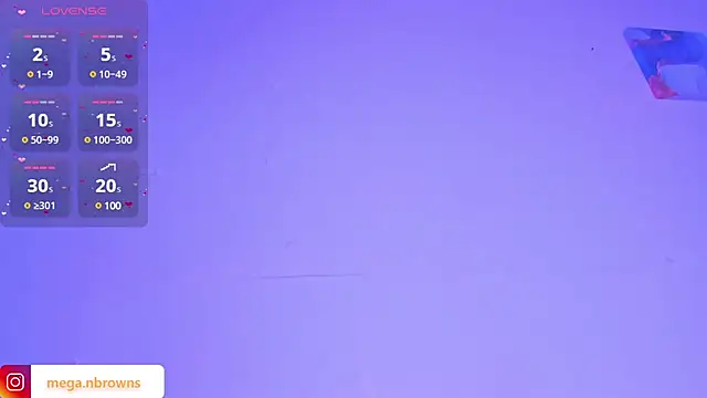 Snapshot of Megan_browns1 chatting on February 28, 1:03 pm Megan browns1 online show from February 28, 1:03 pm