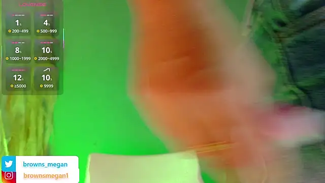 Snapshot of Megan_browns1 chatting on October 1, 1:17 pm Megan browns1 online show from October 1, 1:17 pm