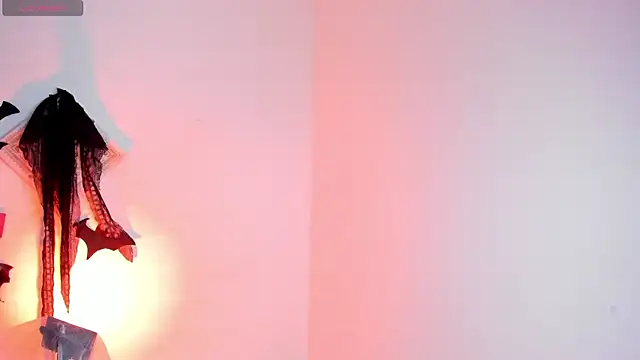 sophiaamethystt online show from October 9, 9:02 pm