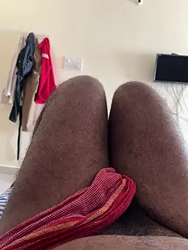 Snapshot of godmail100 chatting on January 14, 7:59 am godmail100 online show from January 14, 7:59 am