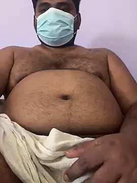 Snapshot of godmail100 chatting on January 23, 9:29 am godmail100 online show from January 23, 9:29 am