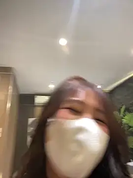 Onee-Chew online show from March 15, 12:00 pm