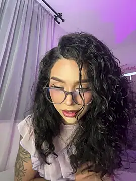 Snapshot of Samantha_Bernardo chatting on July 13, 11:40 pm Samantha Bernardo online show from July 13, 11:40 pm