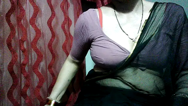 Snapshot of RukminiNew chatting on April 18, 7:07 pm RukminiNew online show from April 18, 7:07 pm