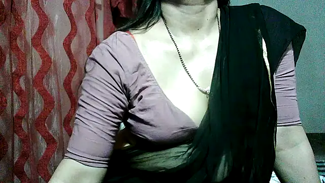 Snapshot of RukminiNew chatting on April 18, 7:58 pm RukminiNew online show from April 18, 7:58 pm