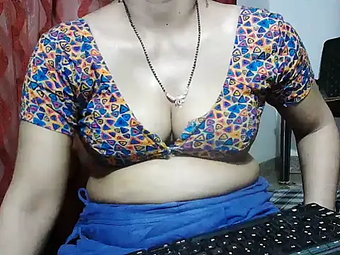 Snapshot of RukminiNew chatting on May 8, 6:46 pm RukminiNew online show from May 8, 6:46 pm