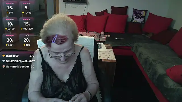 HeisseomaOriginal online show from January 5, 11:37 am