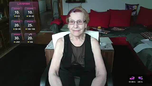 HeisseomaOriginal online show from February 23, 8:12 am