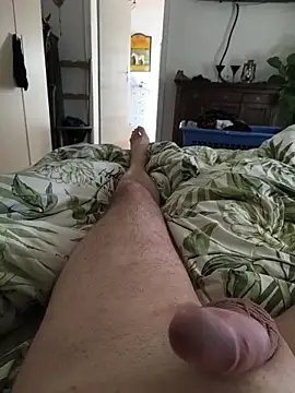 Snapshot of Andy7430 chatting on May 29, 6:11 am Andy7430 online show from May 29, 6:11 am