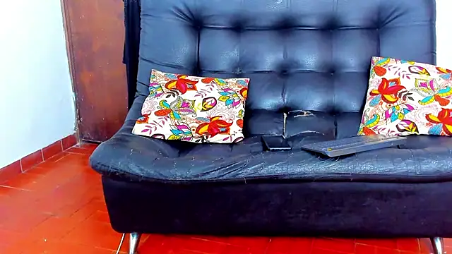 Snapshot of AlfredWalker chatting on March 22, 4:47 pm AlfredWalker online show from March 22, 4:47 pm