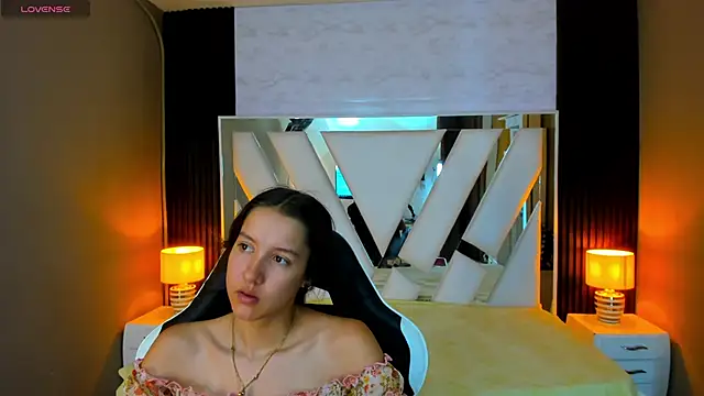 Linda4Petite online show from November 16, 1:17 pm