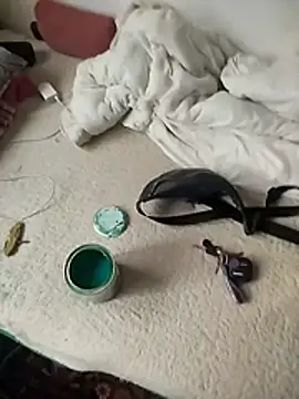 Snapshot of Robertino21cm chatting on November 19, 2:17 pm Robertino21cm online show from November 19, 2:17 pm