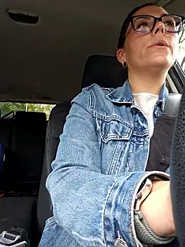 Snapshot of Ellie-L-Elizabeth chatting on September 25, 2:43 pm Ellie-L-Elizabeth online show from September 25, 2:43 pm