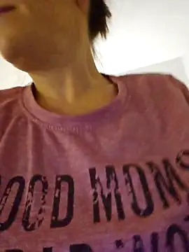 Snapshot of Ellie-L-Elizabeth chatting on November 27, 12:51 pm Ellie-L-Elizabeth online show from November 27, 12:51 pm