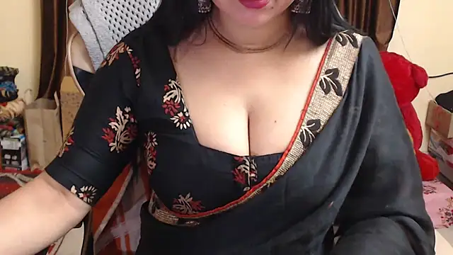 Snapshot of Naughty_Kashish chatting on February 24, 6:27 am Naughty Kashish online show from February 24, 6:27 am