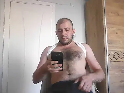 Snapshot of NiiiRvaNaa chatting on September 11, 5:07 am NiiiRvaNaa online show from September 11, 5:07 am