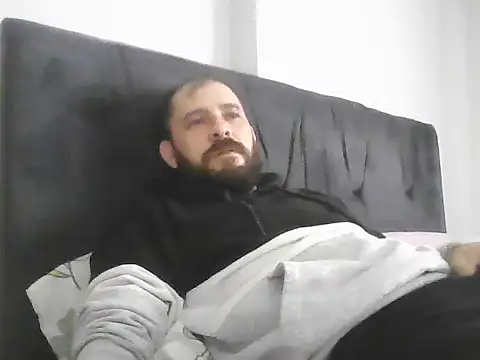 Snapshot of NiiiRvaNaa chatting on November 14, 5:50 am NiiiRvaNaa online show from November 14, 5:50 am