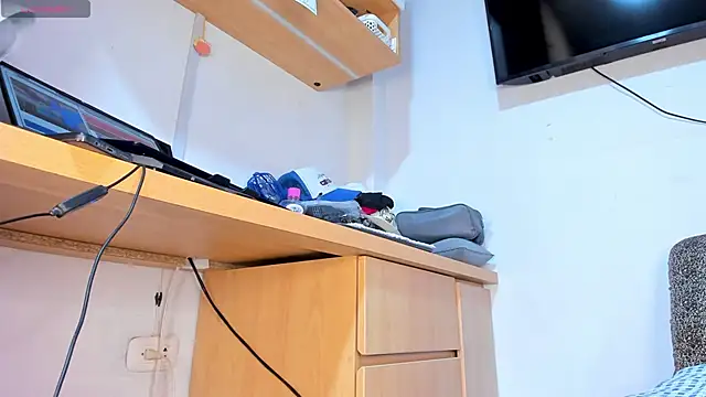 MikeMiller2 online show from September 30, 6:18 am