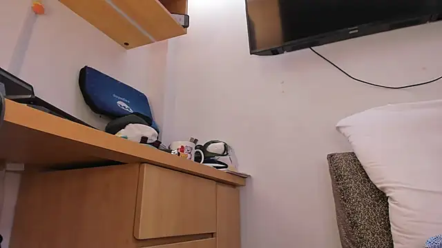 MikeMiller2 online show from April 5, 2:03 pm