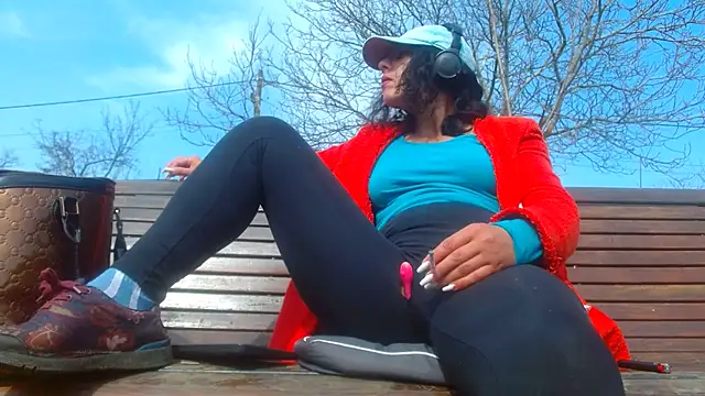 SquirtyMellissaLabia online show from March 16, 10:33 am