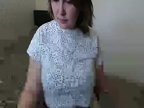 leeilawow online show from June 9, 6:47 am