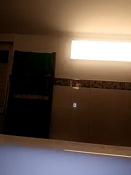 Curvy Milf Stella online show from February 4, 6:08 am