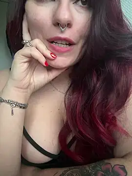 Snapshot of LunaMoongirl chatting on December 19, 3:41 pm LunaMoongirl online show from December 19, 3:41 pm