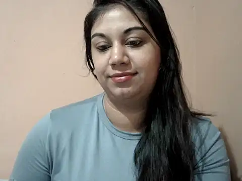 Snapshot of bellachow10 chatting on May 20, 5:57 am bellachow10 online show from May 20, 5:57 am