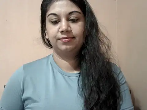 Snapshot of bellachow10 chatting on May 25, 6:19 am bellachow10 online show from May 25, 6:19 am