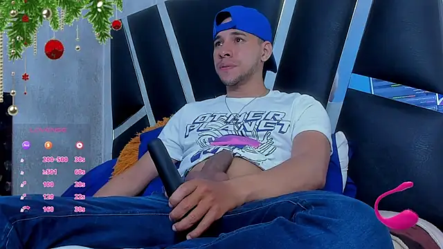 Snapshot of petter_coleman_ chatting on December 26, 11:35 pm petter coleman online show from December 26, 11:35 pm