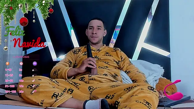 Snapshot of petter_coleman_ chatting on January 3, 8:54 pm petter coleman online show from January 3, 8:54 pm